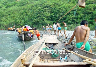 Trackers on Shennong Stream