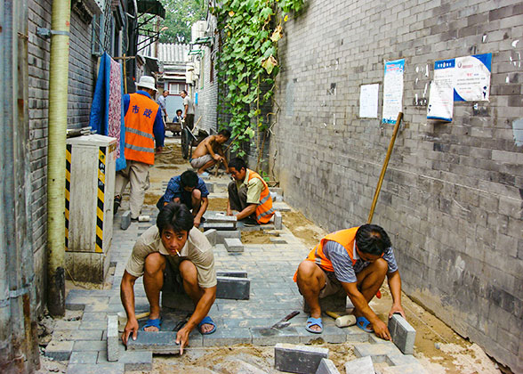 A hutong under repair