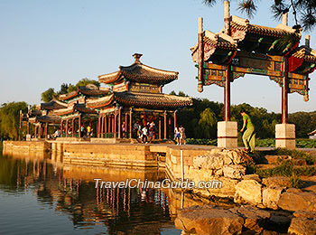 Buildings on the lake 