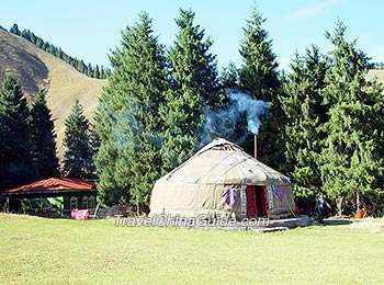 Tent, Southern Pasture in Xinjiang