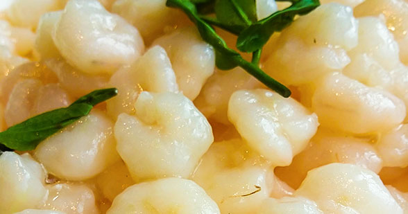 Fried Shrimps with Longjing Tea