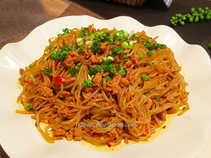 Vermicelli with Spicy Minced Pork