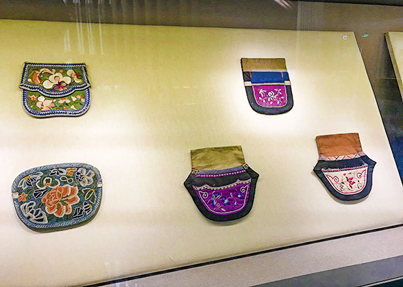 Silk Embroideries in National Silk Museum