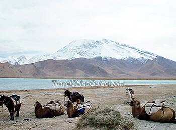 Karakul Lake  