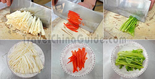 Preparation for Enoki Mushroom in Chili Oil