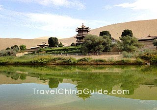 Crescent Lake, Dunhuang