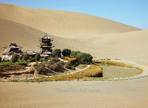 Dunhuang Crescent Lake