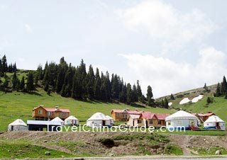 The tents at the bank of the Sayram Lake