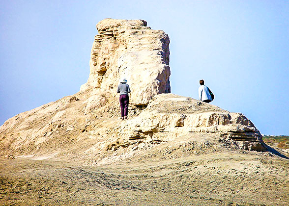 A Beacon Tower of the Han Dynasty