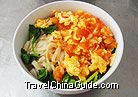 Noodles with Tomato Egg Sauce