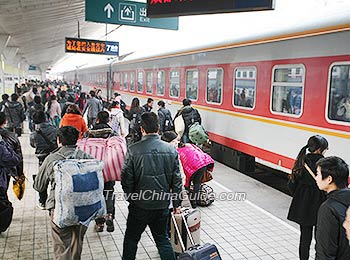 Chengdu train