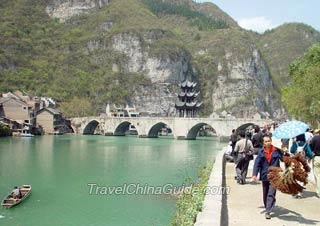 Zhusheng Bridge, Zhenyuan