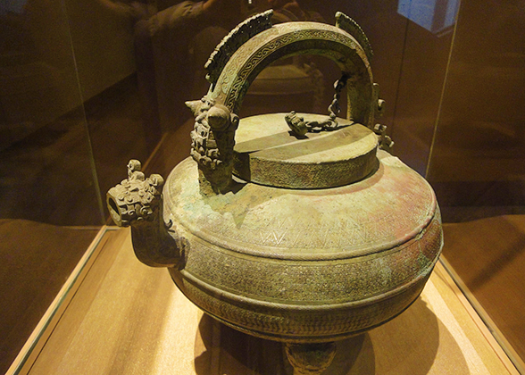 Bronze Ware in Suzhou Museum