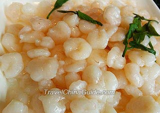 Fried Shrimps with Long Jing Tea Leaves