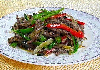 Stir-fried Beef with Onions and Peppers