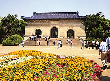 Dr. Sun Yat-sen's Mausoleum