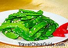 Stir-fried Snow Peas with Minced Garlic