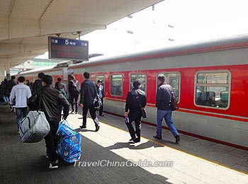 Platform of Huzhou Railway Station