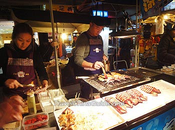 Night Market in New Taipei 