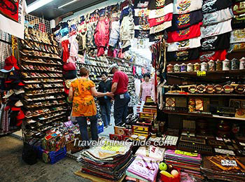 Ladies Market in Mong Kok