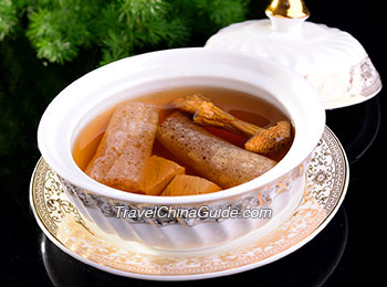 Matsutake Soup with Bamboo Fungus