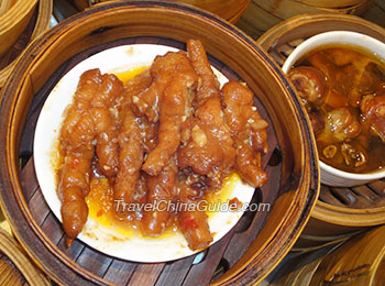 "Hu Pi" Chicken Feet