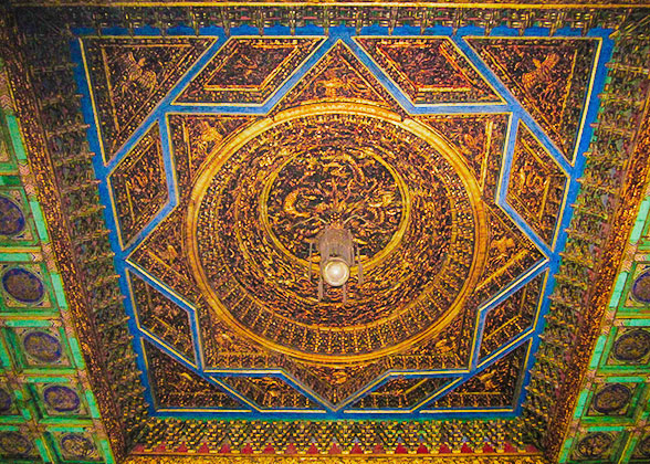 Special Caisson Ceiling Designs in Forbidden City