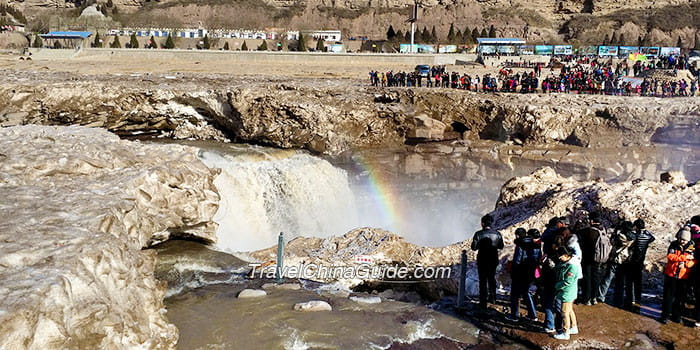 Hukou Waterfalls 