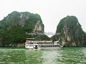 Ha Long Bay