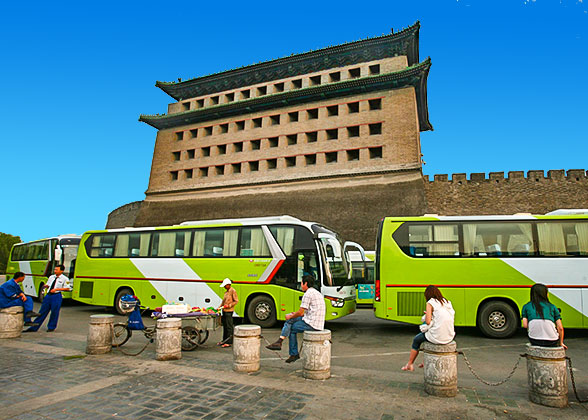 877 Bus Stop at Deshengmen