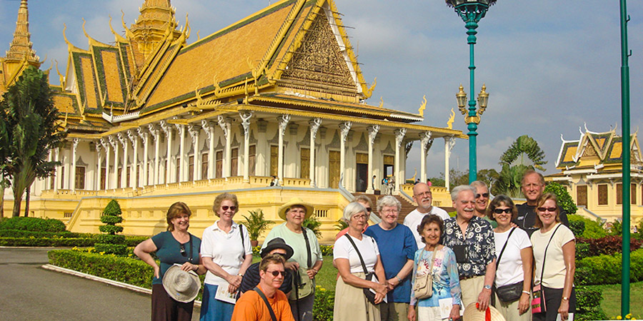 Visiting Royal Palace in Phnom Penh