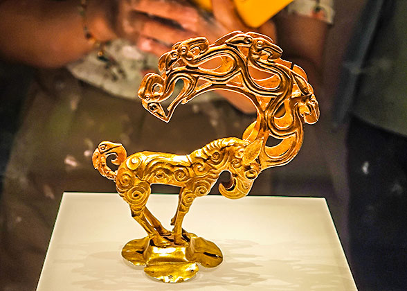 The gold monster in Qin Han Museum