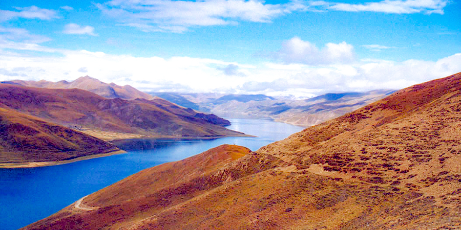 Yamdrok Yumtso Lake