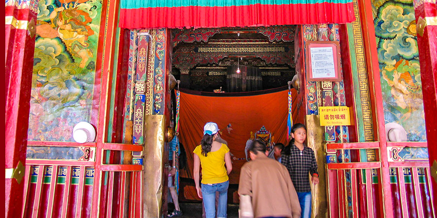 Tsubu Monastery's Hall