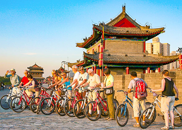 Cycling on Xi'an City Wall